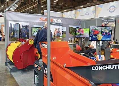 VZ service - Vladimír Zelenka - Lloyd 11