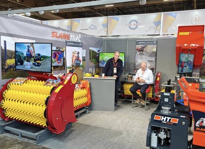 VZ service - Vladimír Zelenka - Lloyd 1